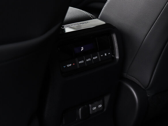 2026 Toyota Land Cruiser Prado 250 Series, чёрный - вид 30