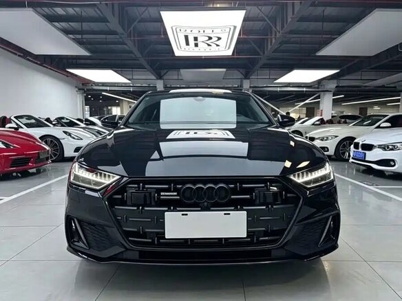 2024 Audi A7 L 45 TFSI II (4K), чёрный, 4655000 рублей - вид 1