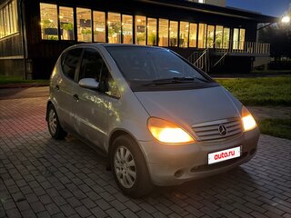2000 Mercedes-Benz A-Класс 160 I (W168), серебристый, 270000 рублей, вид 2