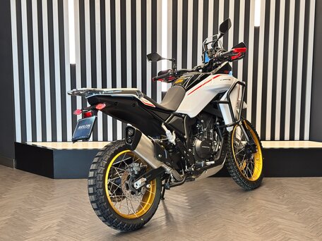 2026 QJMotor SRT 450 RX, белый, 625000 рублей, вид 3