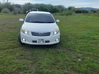 2011 Toyota Corolla Axio X (E140, E150) Рестайлинг, белый, 900000 рублей, вид 1