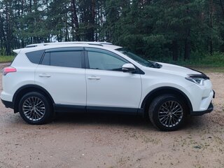 2016 Toyota RAV4 IV (XA40) Рестайлинг, белый, 3150000 рублей, вид 3
