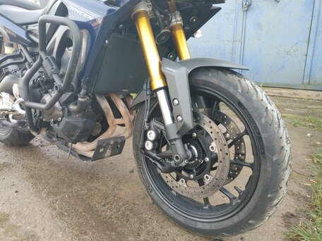 2016 Yamaha MT-09 Tracer (FJ-09), серый, 800000 рублей, вид 2