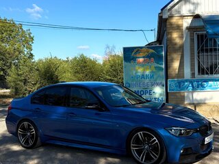 2017 BMW 3 серии 320i xDrive VI (F3x) Рестайлинг, синий, 2300000 рублей, вид 4