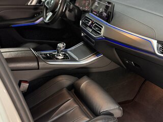 2020 BMW X5 30d IV (G05/G18), белый, 6900000 рублей, вид 5
