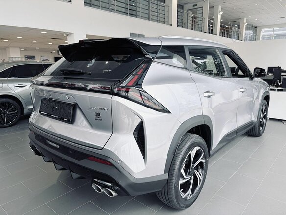 2026 Geely Cityray, серебристый, 3384990 рублей - вид 5