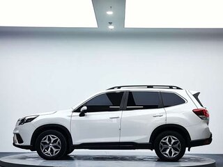 2022 Subaru Forester V Рестайлинг, белый, 2500444 рублей, вид 5