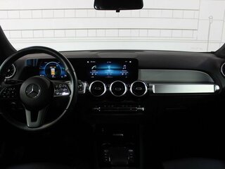 2021 Mercedes-Benz GLB 200 I (X247), чёрный, 3280000 рублей, вид 2