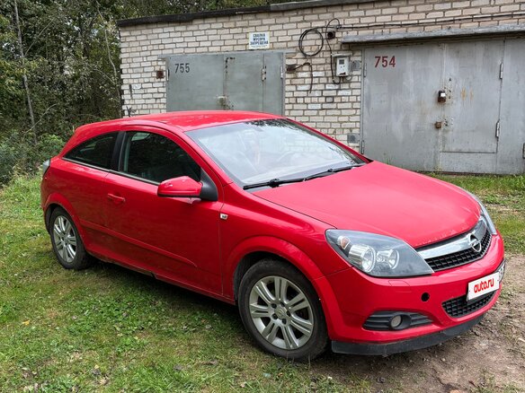 2008 Opel Astra GTC H Рестайлинг, красный, 350000 рублей - вид 1