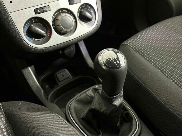 2013 Opel Corsa D Рестайлинг II, серый, 600000 рублей - вид 11