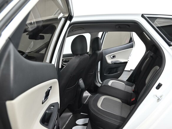 2017 Kia Ceed II Рестайлинг, белый, 1345000 рублей - вид 13