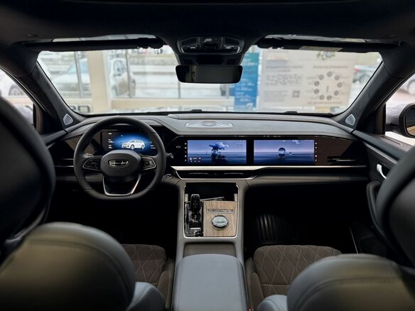 2026 Geely Monjaro I Рестайлинг, белый, 4949990 рублей - вид 16