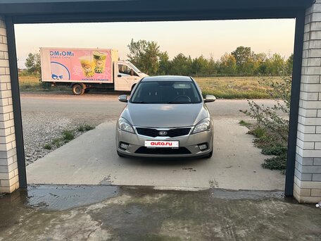 2012 Kia Ceed I Рестайлинг, серебристый, 890000 рублей, вид 1