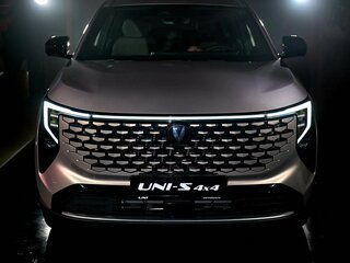 2026 Changan UNI-S I Рестайлинг, серебристый, 3249900 рублей, вид 4
