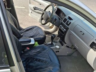 2004 Kia Rio I Рестайлинг, серебристый, 240000 рублей, вид 4