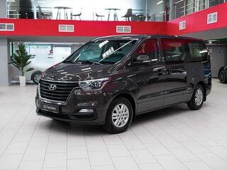 2019 Hyundai H-1 II Рестайлинг 2, коричневый, 2390000 рублей, вид 5