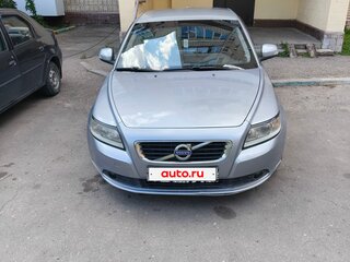 2011 Volvo S40 II Рестайлинг, серебристый, 690000 рублей, вид 1