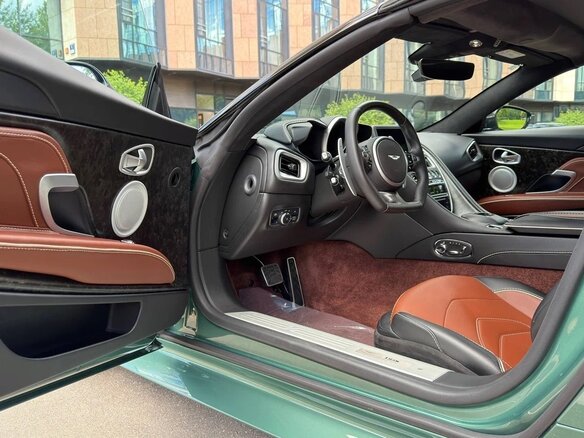 2021 Aston Martin DBS Volante III, зелёный, 25500000 рублей - вид 23