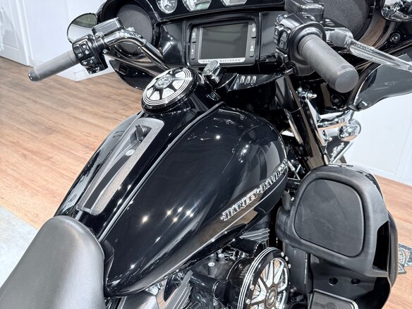 2016 Harley-Davidson Electra Glide, чёрный, 1699000 рублей - вид 14