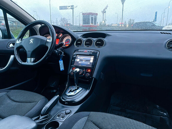 2017 Peugeot 408 I Рестайлинг, синий, 879000 рублей - вид 8