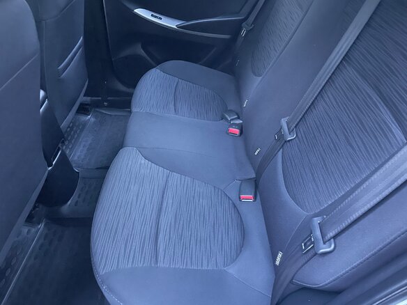 2016 Hyundai Solaris I Рестайлинг, белый, 1100000 рублей - вид 33
