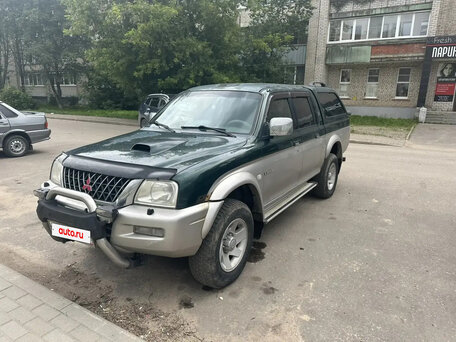 2004 Mitsubishi L200 III, зелёный, 850000 рублей, вид 1
