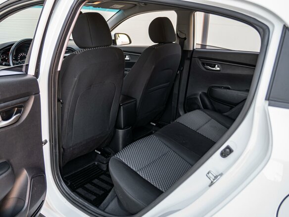 2019 Kia Rio X-Line IV, белый, 1250000 рублей - вид 10