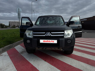 2011 Mitsubishi Pajero IV, чёрный, 1230000 рублей, вид 4