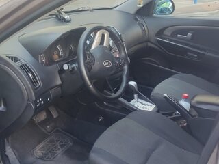 2010 Kia Ceed I Рестайлинг, бежевый, 850000 рублей, вид 4