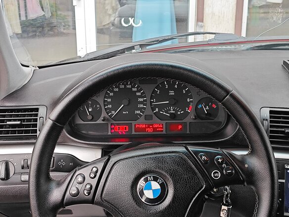 2004 BMW 3 серии 318i IV (E46) Рестайлинг, чёрный, 700000 рублей - вид 8