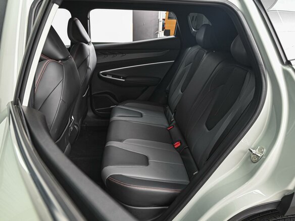 2023 Geely Boyue Cool, зелёный - вид 8