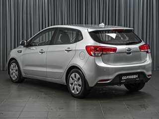 2017 Kia Rio III Рестайлинг, серебристый, 964000 рублей, вид 2