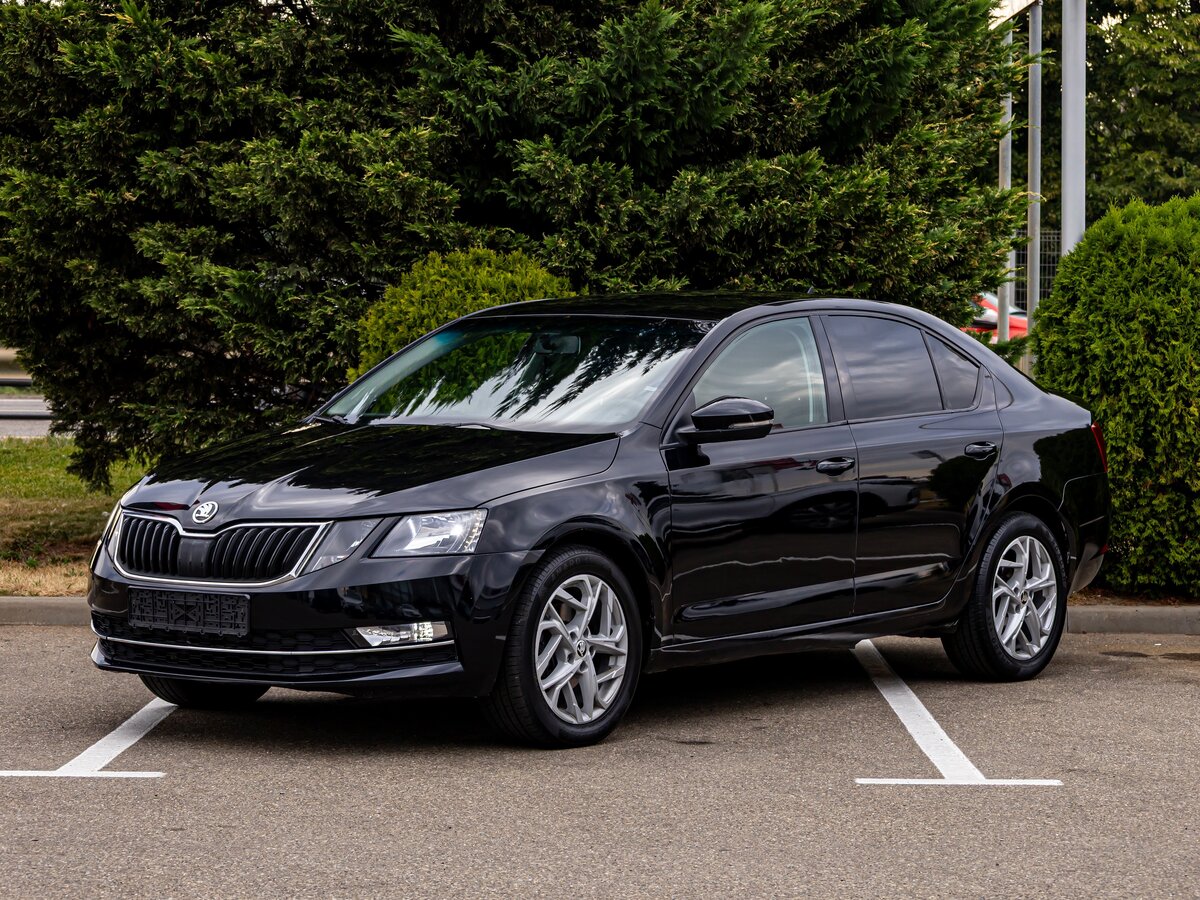 Открыть фотографии: Skoda Octavia III (A7) Рестайлинг