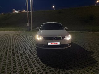 2014 Volkswagen Jetta VI Рестайлинг, белый, 920000 рублей, вид 2