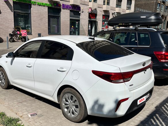 2019 Kia Rio IV, белый - вид 2