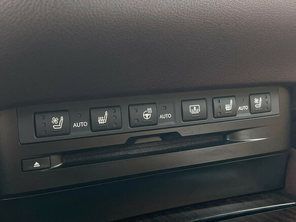 2019 Lexus ES 250 VII, чёрный, 3890000 рублей - вид 16
