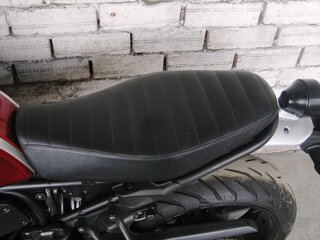 2018 Yamaha XSR700, пурпурный, 570000 рублей, вид 5