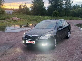 2010 Skoda Octavia II (A5) Рестайлинг, чёрный, 800000 рублей, вид 1
