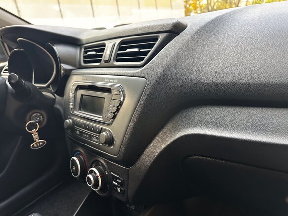 2012 Kia Rio 5-speed III, голубой, 695000 рублей - вид 21