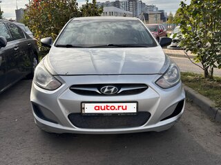 2012 Hyundai Solaris I, серебристый, 650000 рублей, вид 1