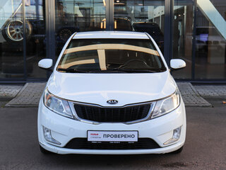 2014 Kia Rio 6-speed III, белый, 923000 рублей, вид 2