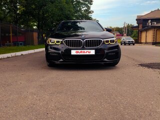 2019 BMW 5 серии 520d VII (G30/G31/G38), чёрный, 3000000 рублей, вид 1