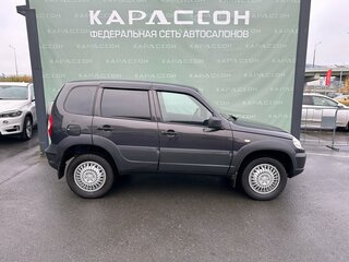 2019 Chevrolet Niva I Рестайлинг, коричневый, 780000 рублей, вид 4