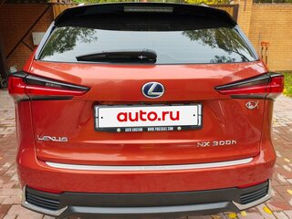 2020 Lexus NX 300h I Рестайлинг, оранжевый, 4100000 рублей, вид 4