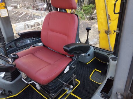 2005 New Holland B115B, жёлтый, 3150000 рублей, вид 4