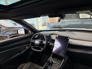 2026 Geely Cityray, серый, 3384990 рублей, вид 4