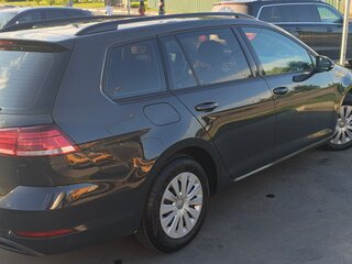 2019 Volkswagen Golf VII Рестайлинг, серый, 1700000 рублей, вид 5