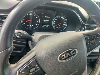 2022 JAC JS4, чёрный, 1153000 рублей, вид 5