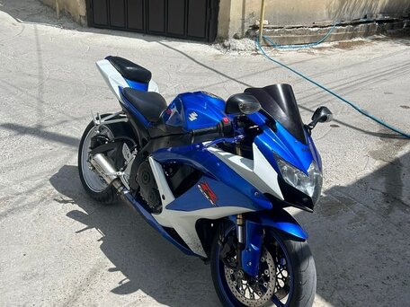 2009 Suzuki GSR 750, синий, 325000 рублей, вид 4