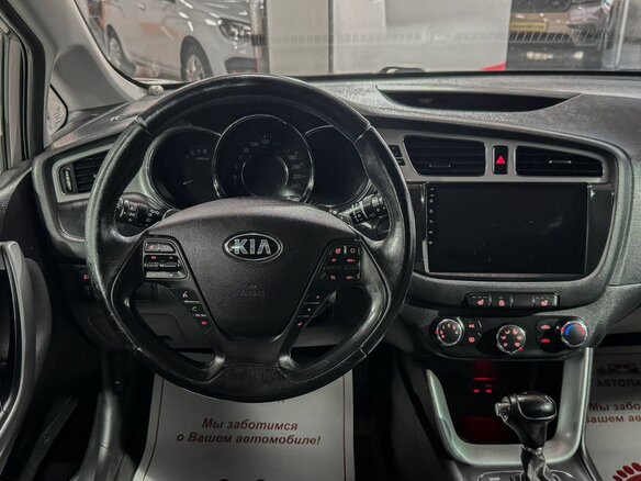 2015 Kia Ceed II, коричневый - вид 12